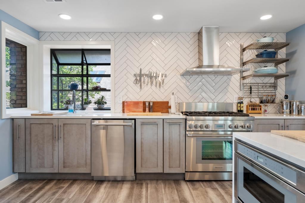 111B Belvedere Avenue Charlevoix MI 49720