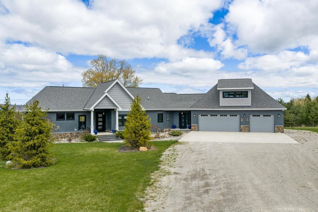 575 Hull Street Boyne City MI 49712
