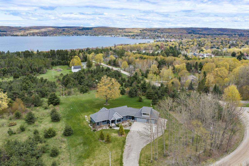 575 Hull Street Boyne City MI 49712