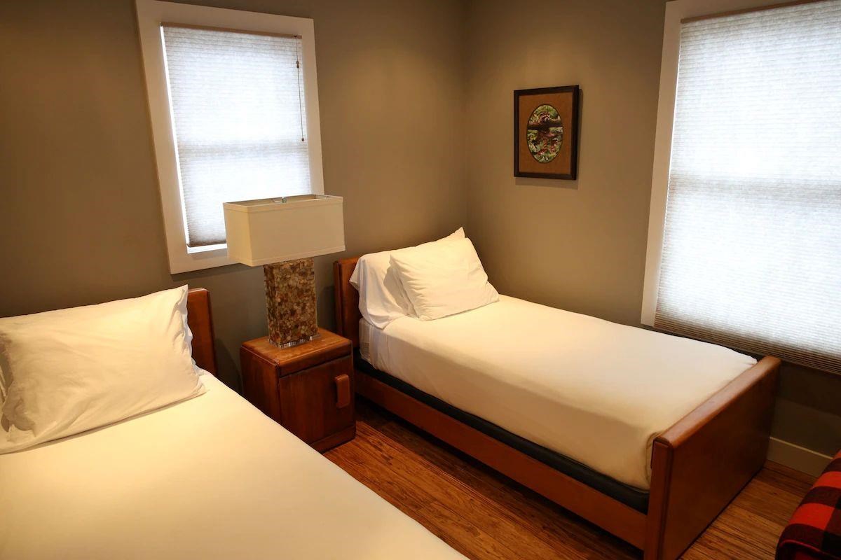 152 & 138 W Third Street Harbor Springs MI 49740