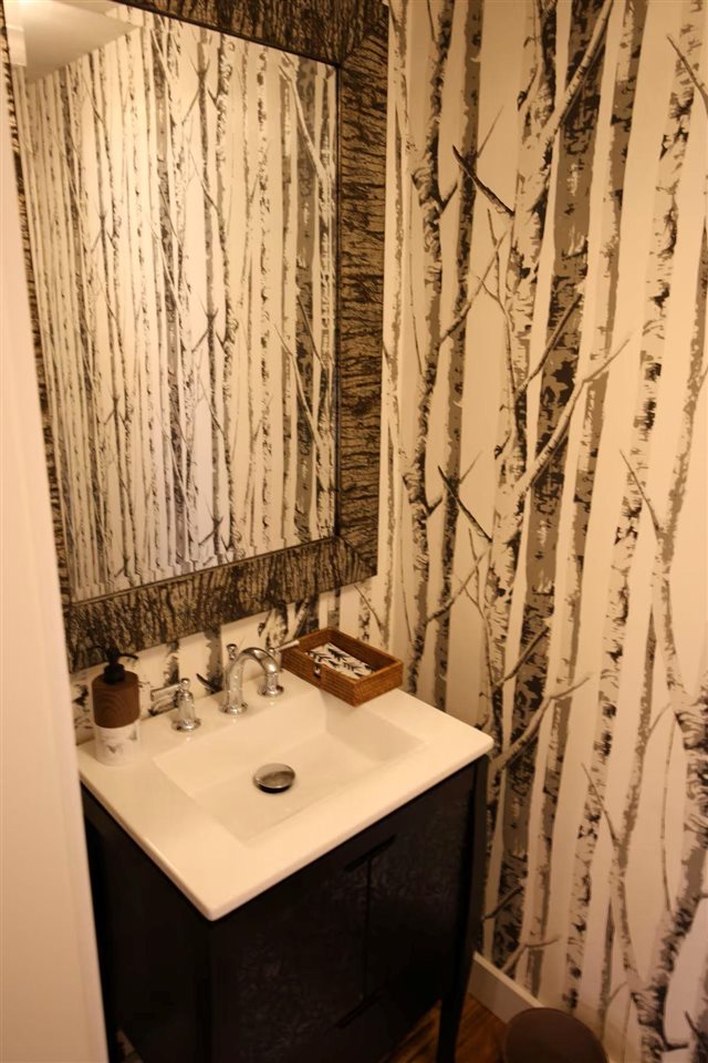 152 & 138 W Third Street Harbor Springs MI 49740