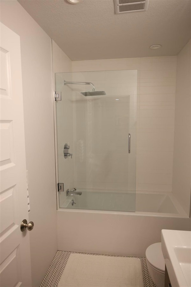 152 & 138 W Third Street Harbor Springs MI 49740