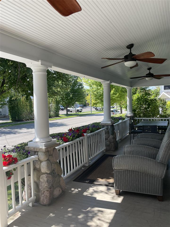 152 & 138 W Third Street Harbor Springs MI 49740