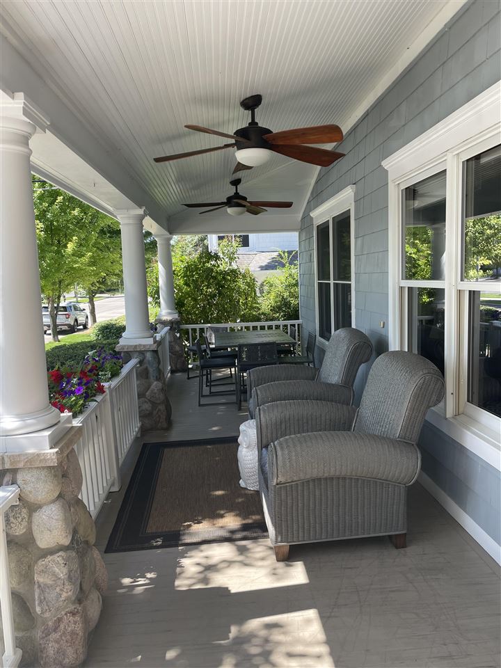 152 & 138 W Third Street Harbor Springs MI 49740