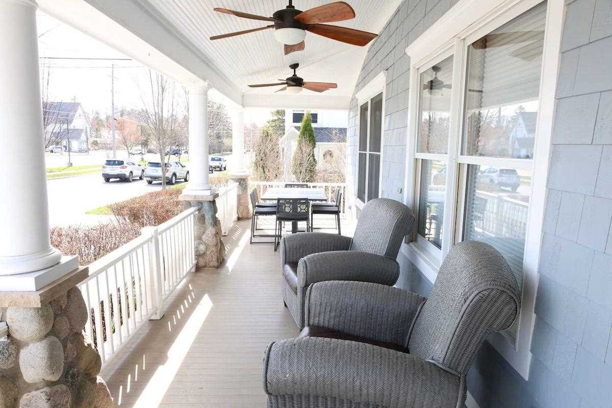 152 & 138 W Third Street Harbor Springs MI 49740