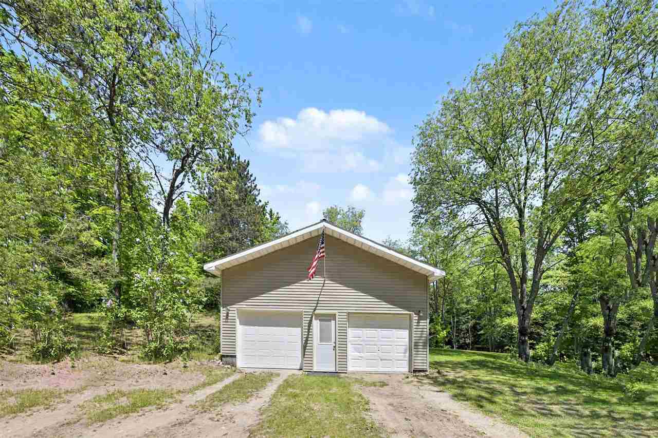 5218 Mitchell Road Central Lake MI 49622