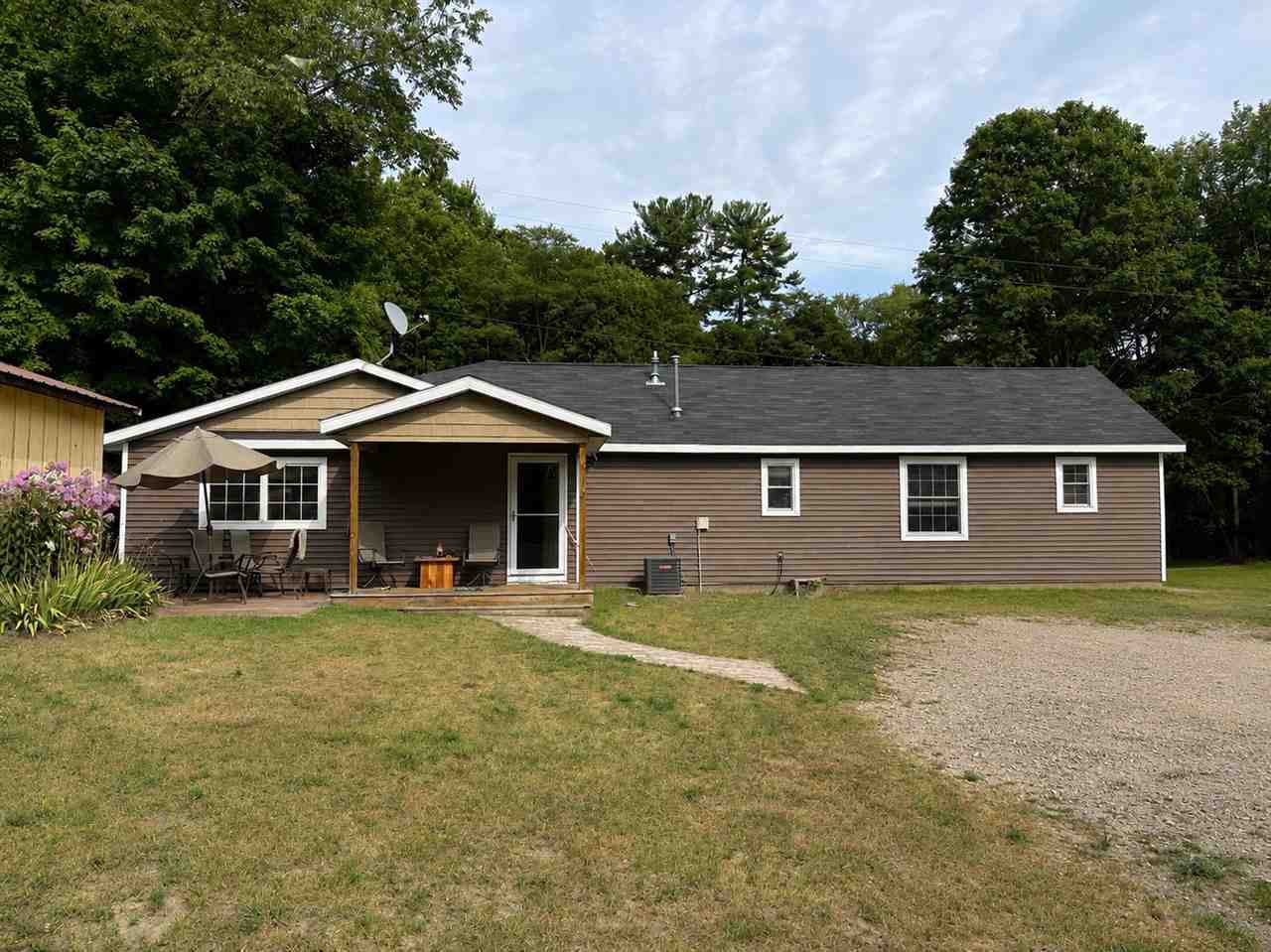 807 Josephine Street East Jordan MI 49727