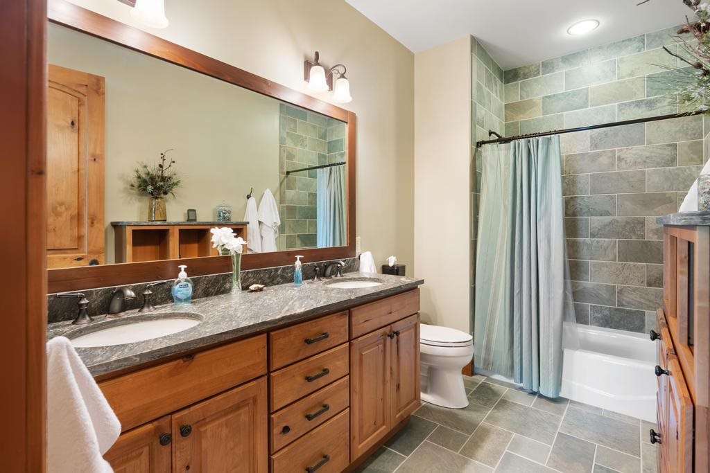 1145 Grand Ridge Drive Petoskey MI 49770