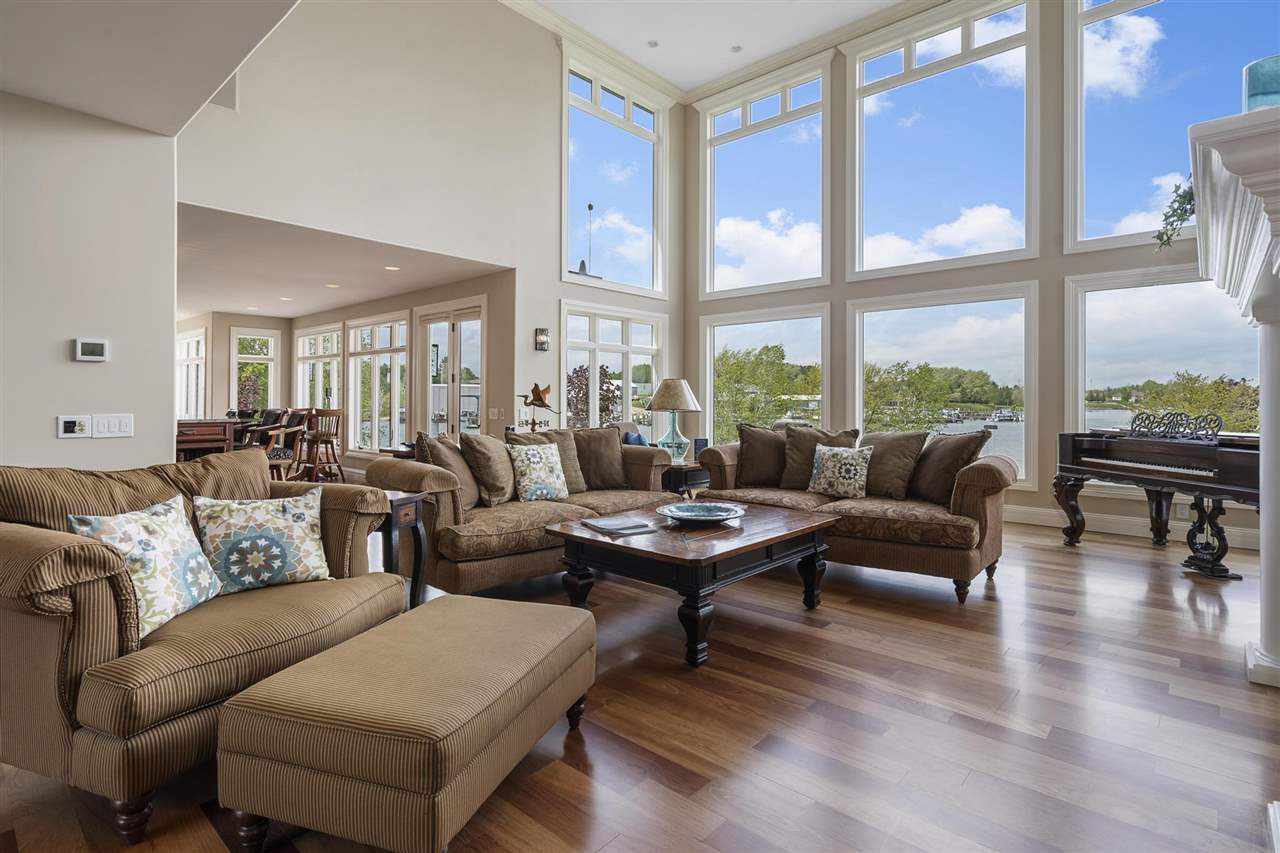 1439 Lindburgh Lane Cheboygan MI 49721