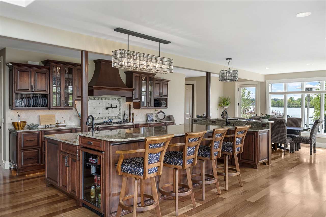 1439 Lindburgh Lane Cheboygan MI 49721