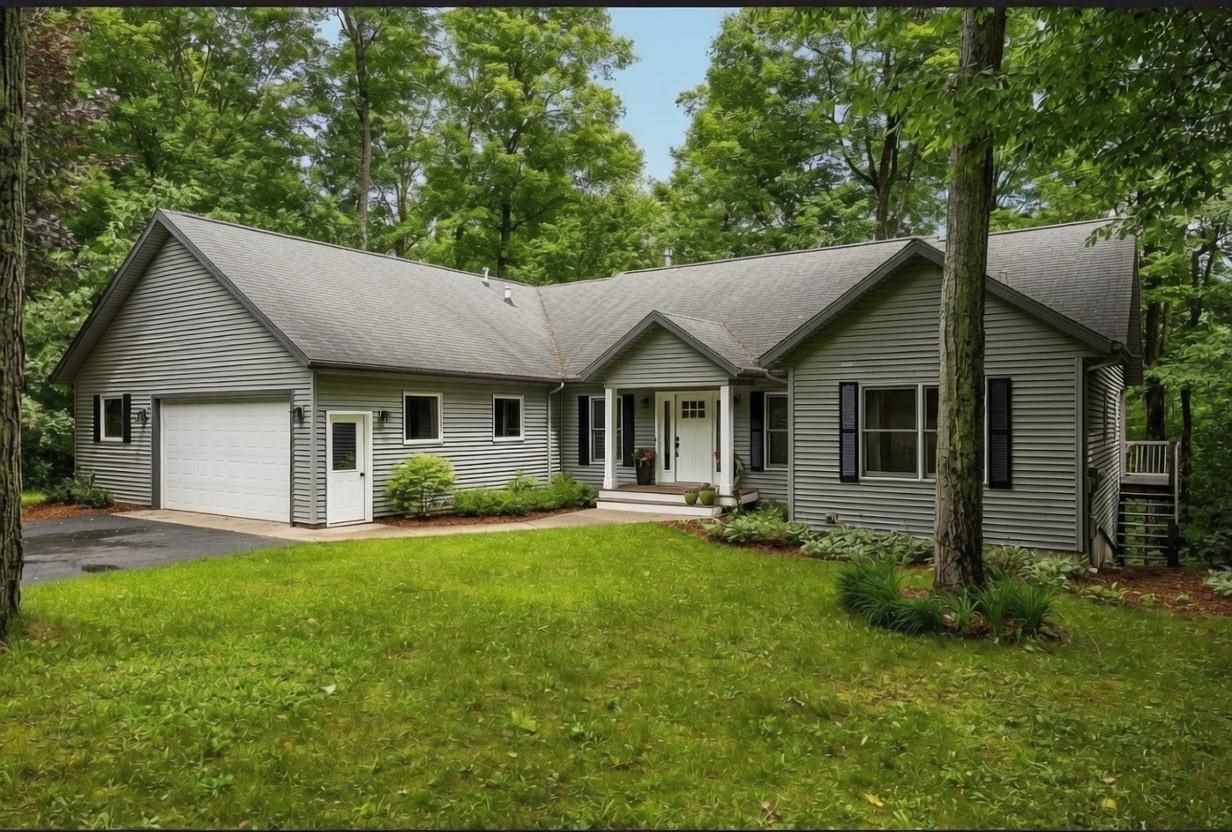 9317 Metz Road East Jordan MI 49727