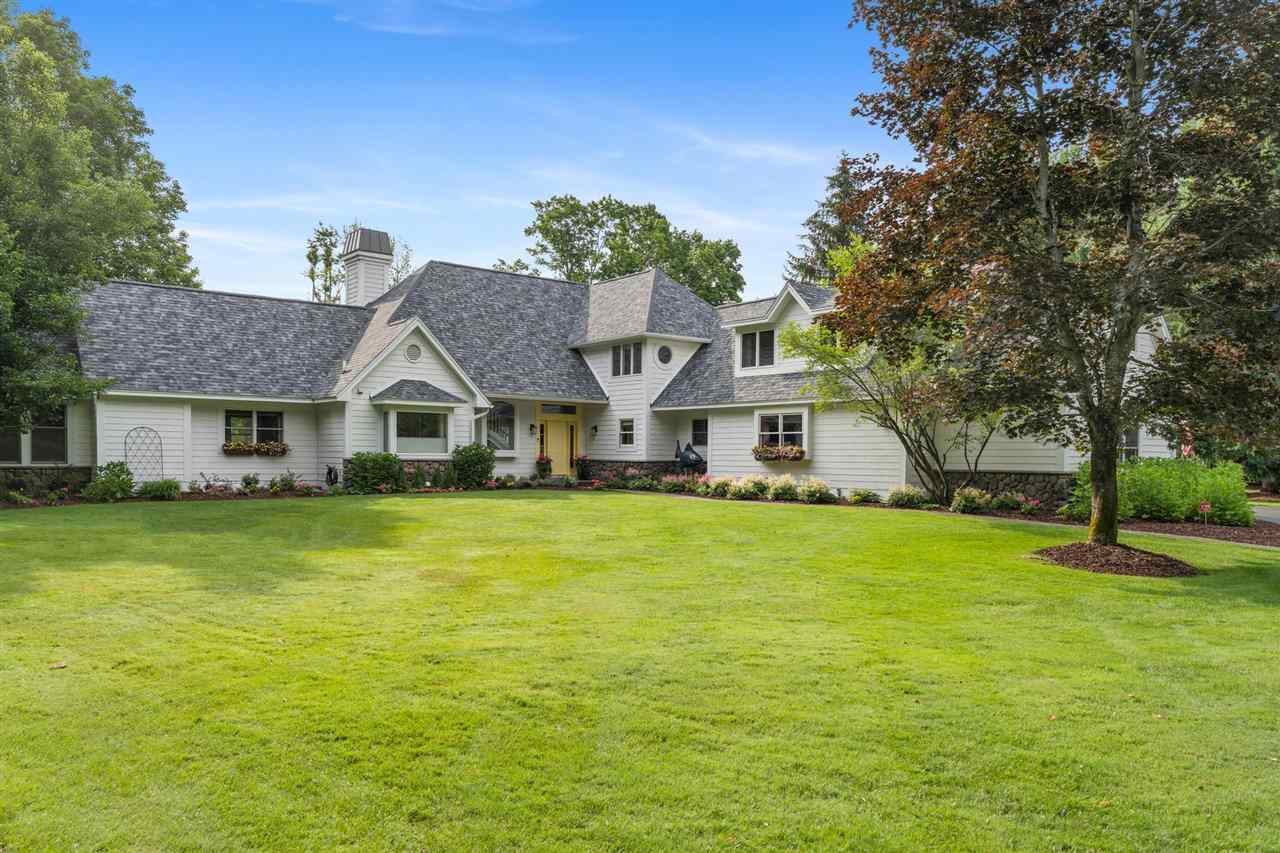 645 Woodhill Court Harbor Springs MI 49740