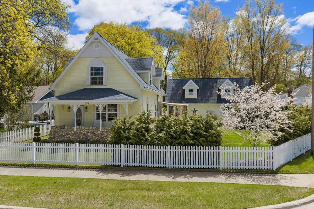 239 W Cedar Street Boyne City MI 49712