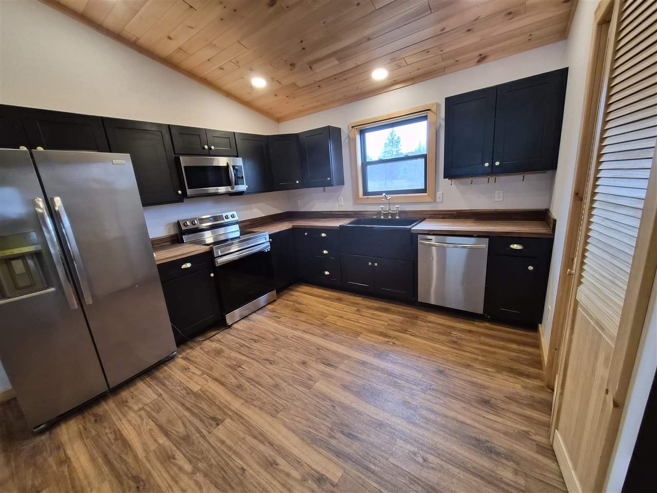 6704 NW Rapid City Road Rapid City MI 49676