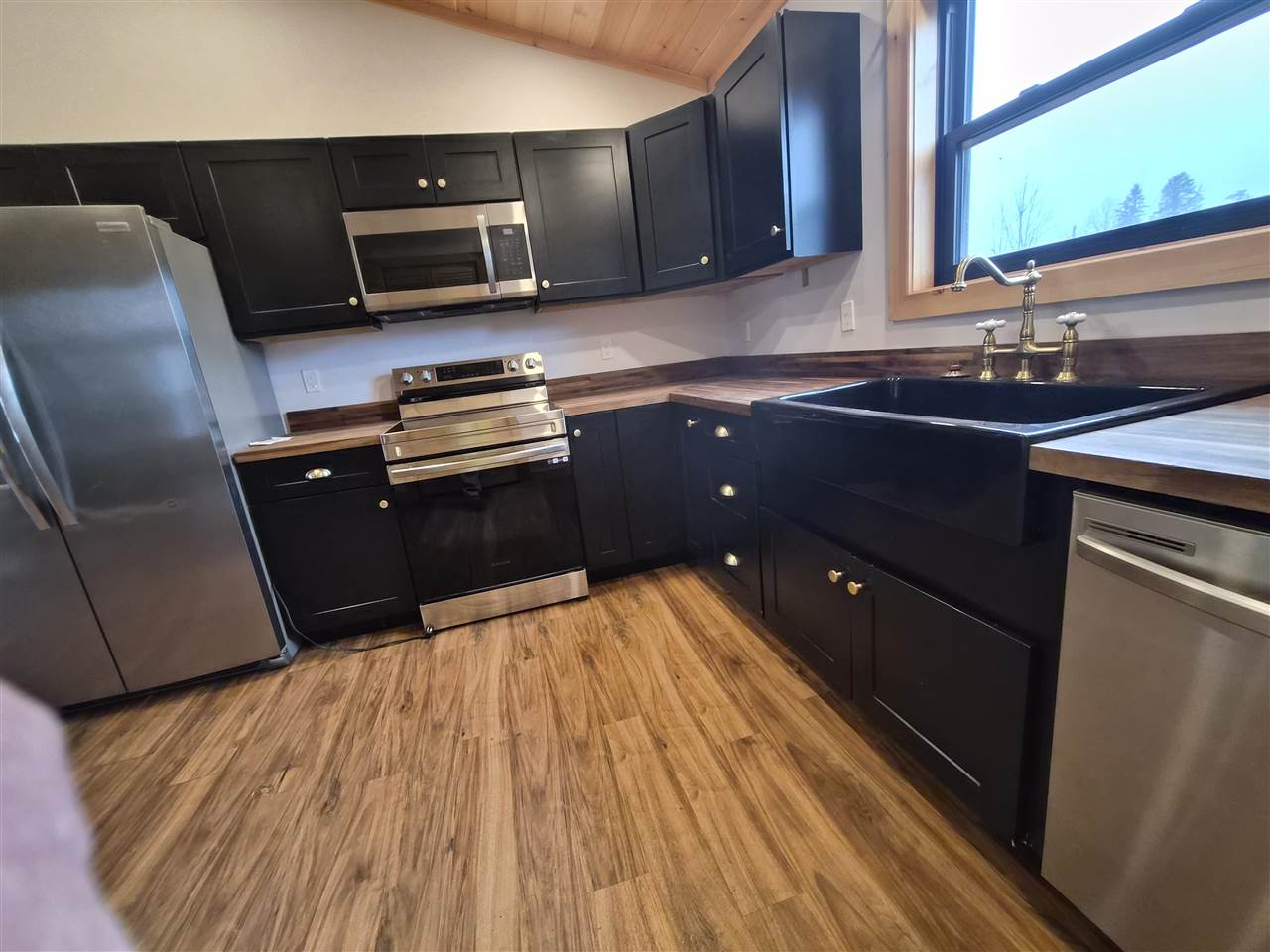 6704 NW Rapid City Road Rapid City MI 49676