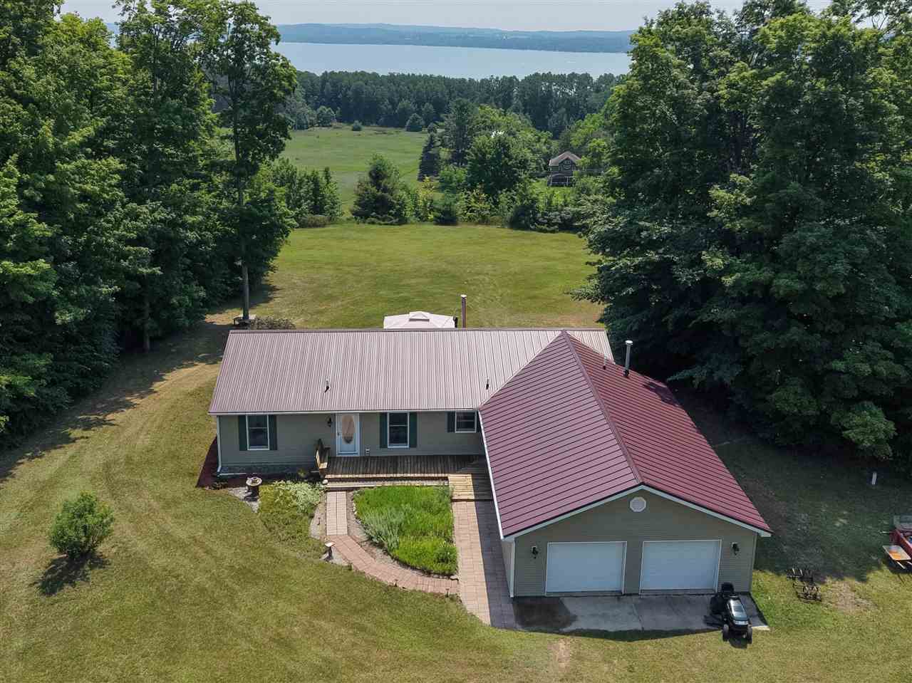 6557 Boyne City Road Charlevoix MI 49720