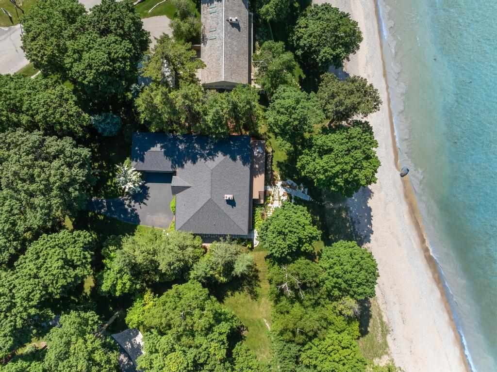 14605 Park Avenue Charlevoix MI 49720