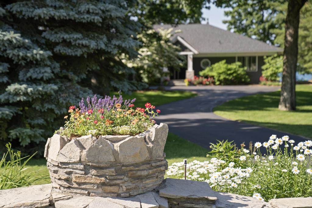 14605 Park Avenue Charlevoix MI 49720