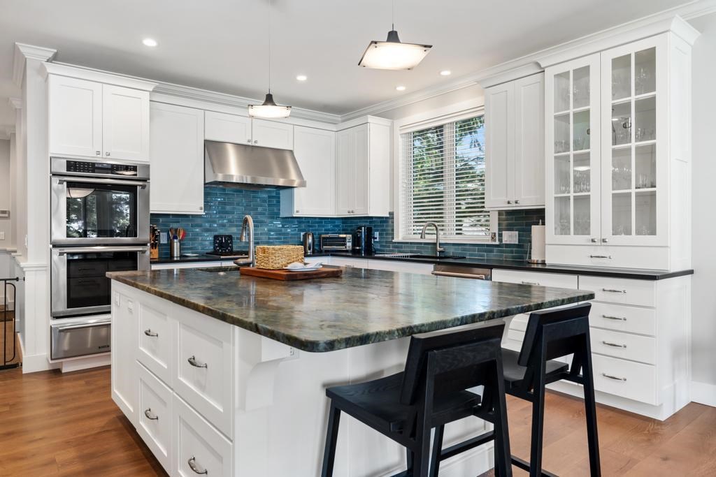14605 Park Avenue Charlevoix MI 49720