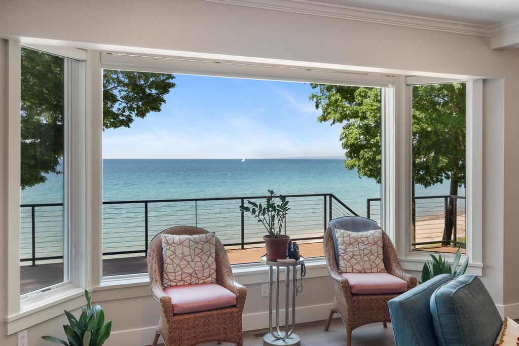 14605 Park Avenue Charlevoix MI 49720