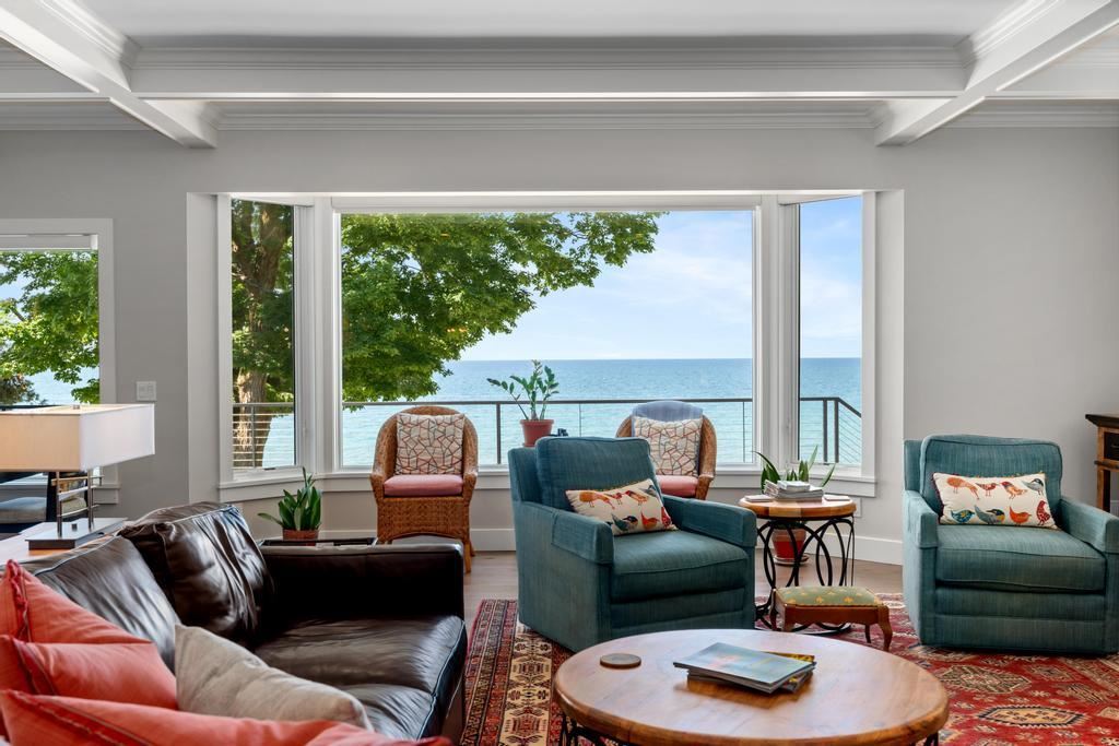14605 Park Avenue Charlevoix MI 49720
