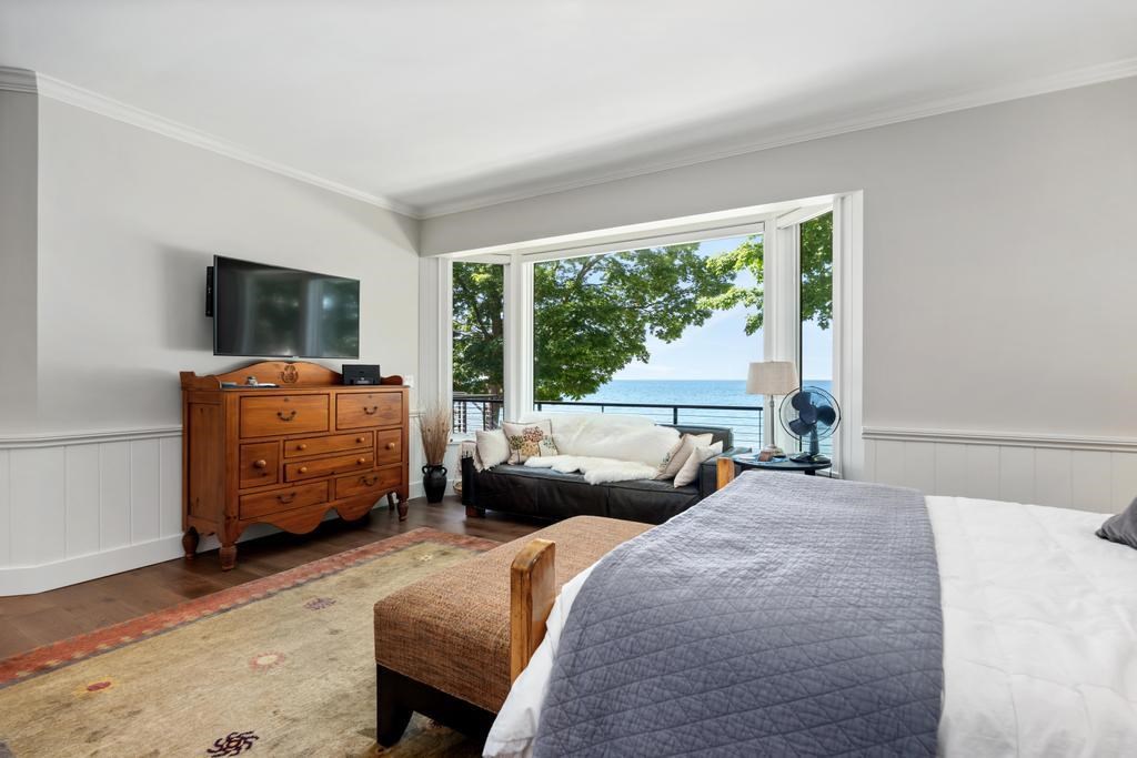 14605 Park Avenue Charlevoix MI 49720