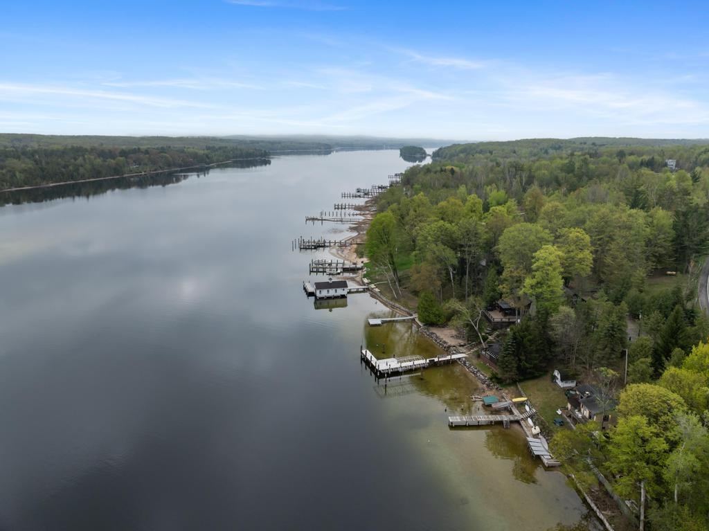 2974 N M-66 Highway Charlevoix MI 49720