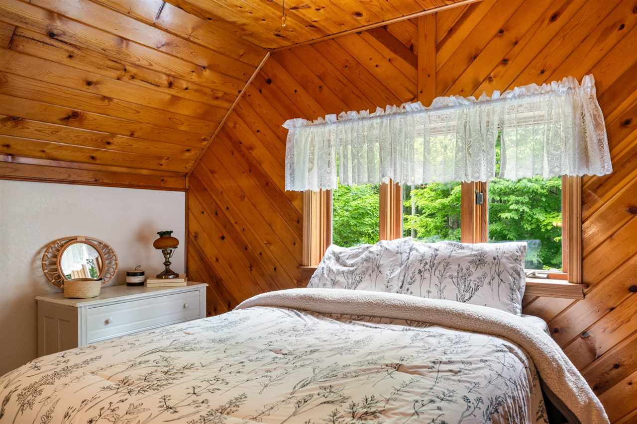 187 W Gill Road Levering MI 49755
