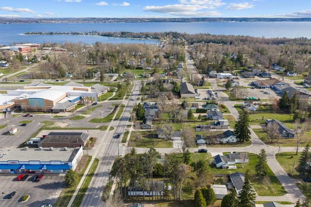 917 State Street Harbor Springs MI 49740