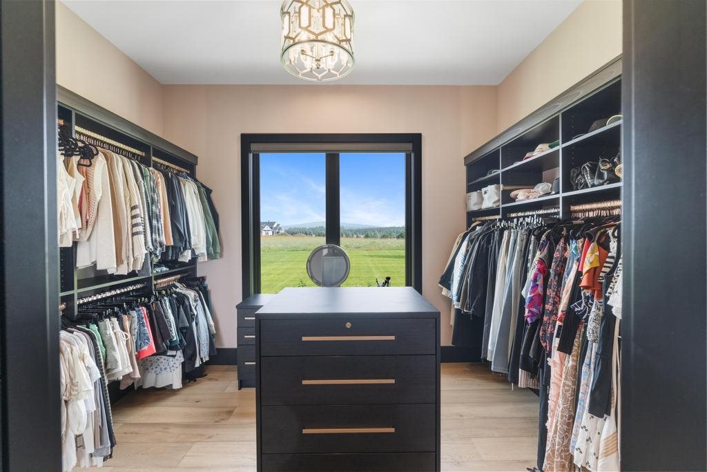 7825 Lindy Lane Harbor Springs MI 49740