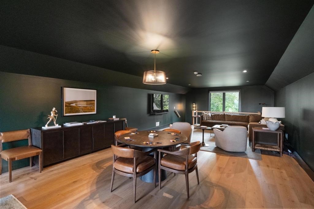 7825 Lindy Lane Harbor Springs MI 49740