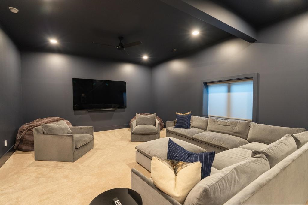 7825 Lindy Lane Harbor Springs MI 49740