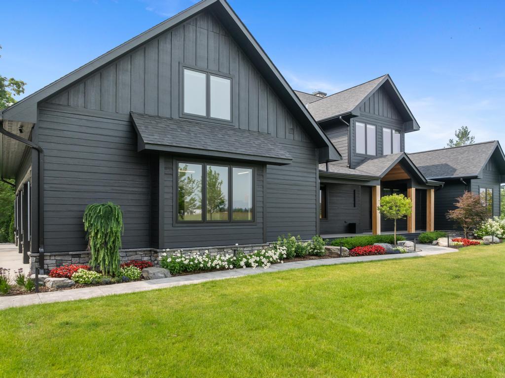 7825 Lindy Lane Harbor Springs MI 49740