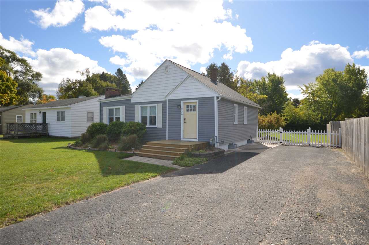 236 E Carpenter Avenue Charlevoix MI 49720