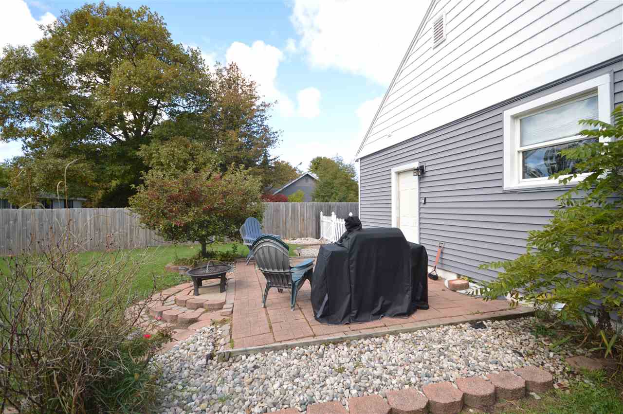236 E Carpenter Avenue Charlevoix MI 49720