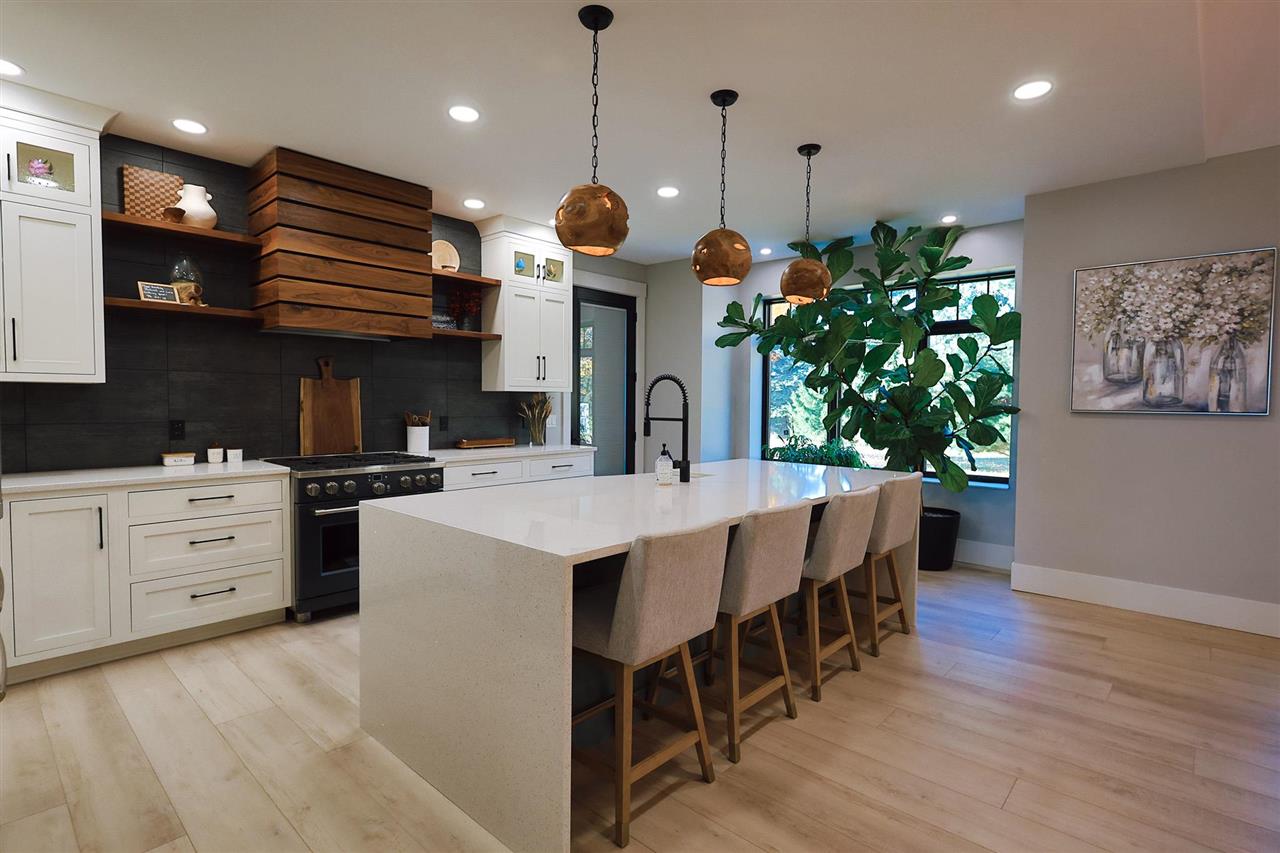 7540 Sophie's Way Harbor Springs MI 49740