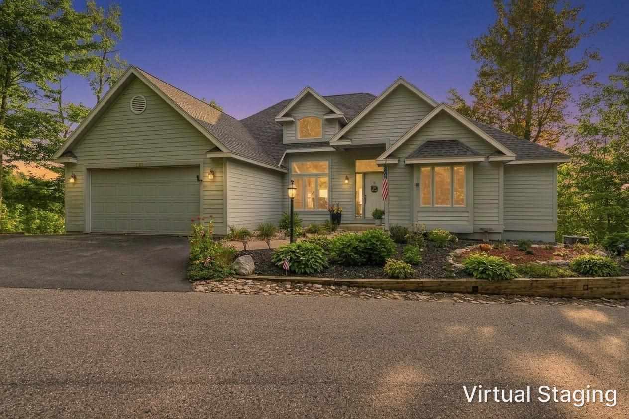 4749 S Pleasantview Road Harbor Springs MI 49740