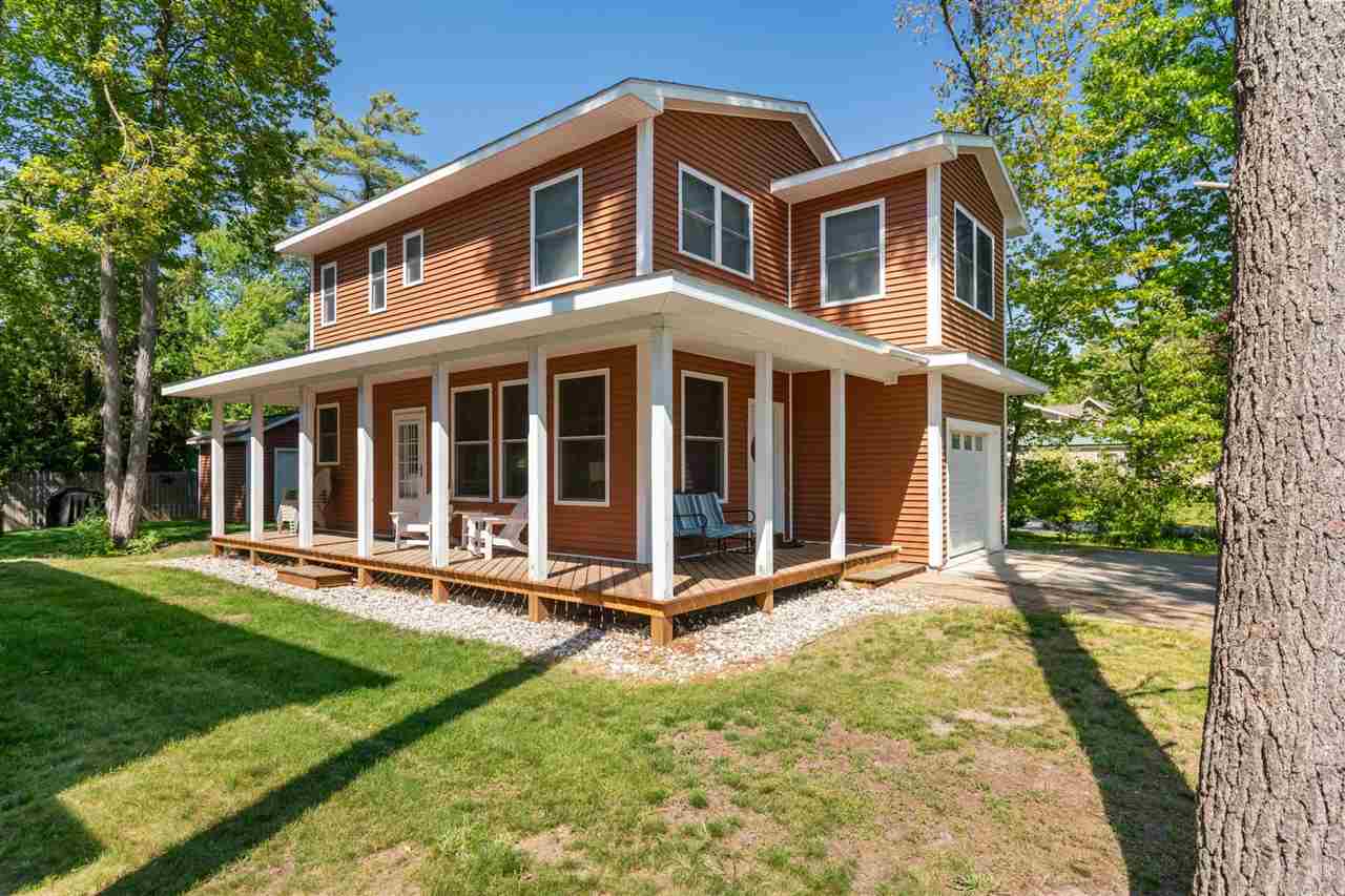 6528 Holden Road Indian River MI 49749