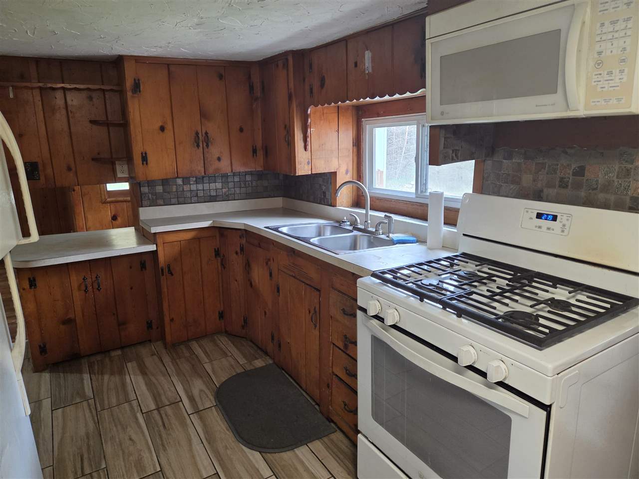3136 Marion Center Road Charlevoix MI 49720-9266