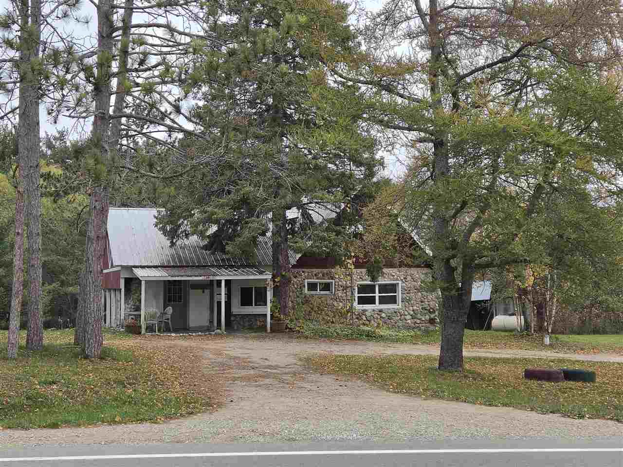 3136 Marion Center Road Charlevoix MI 49720-9266