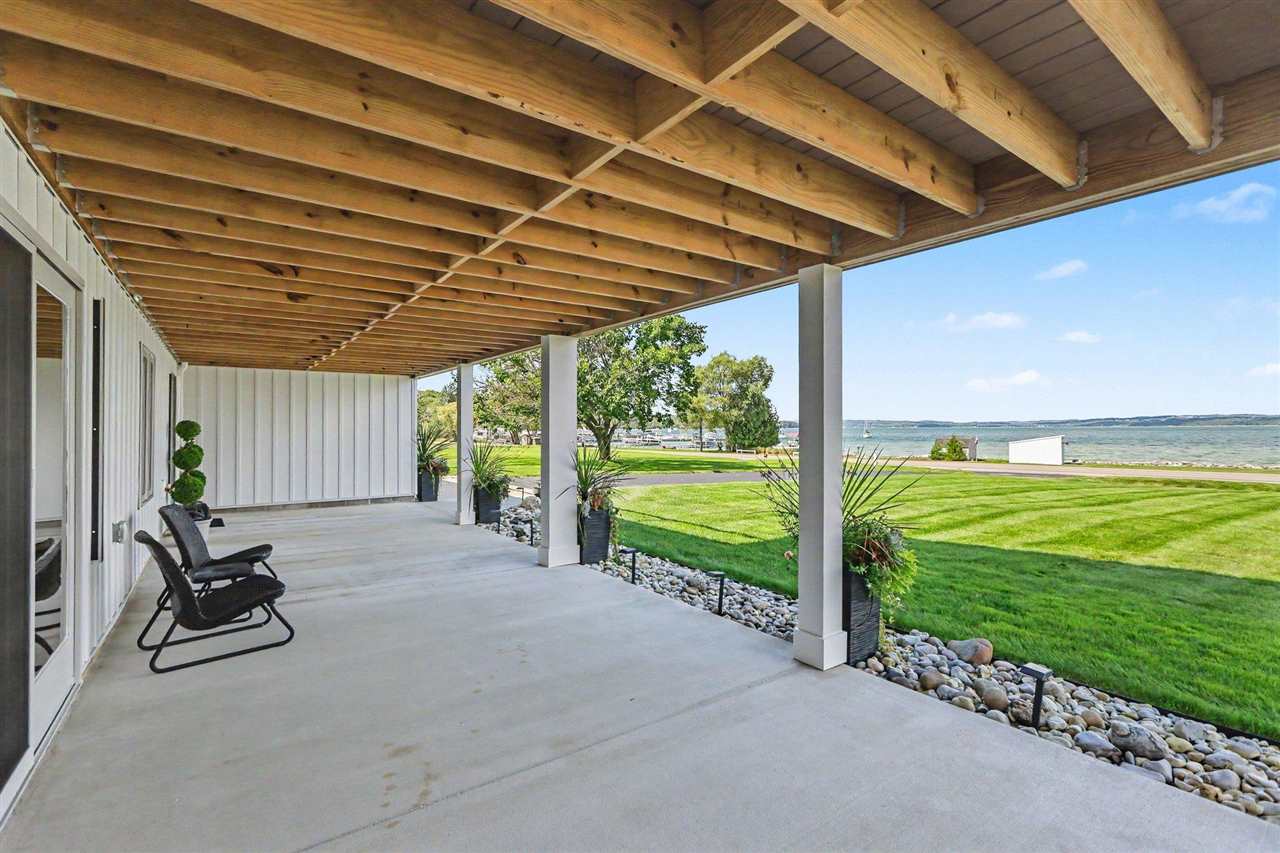 4906 Lakeshore Road Boyne City MI 49712