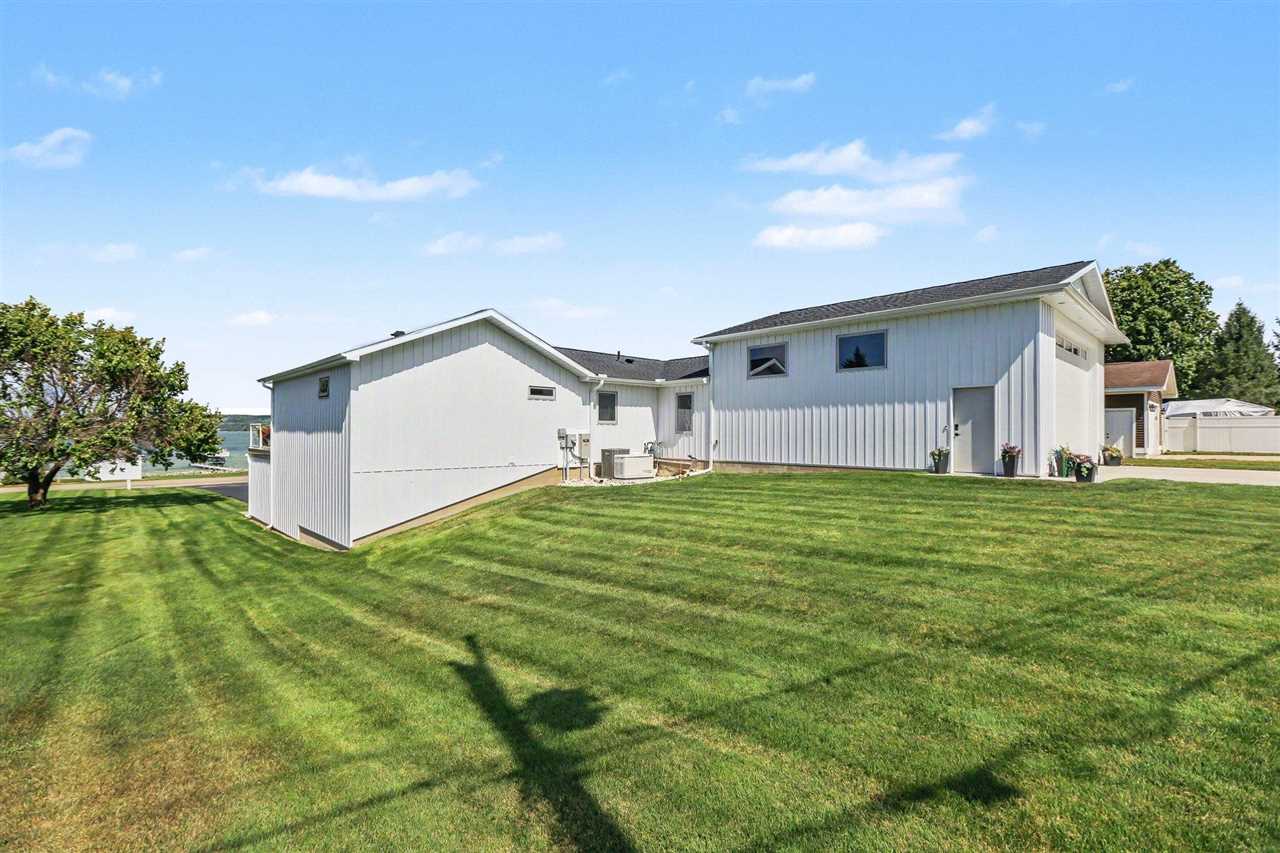 4906 Lakeshore Road Boyne City MI 49712