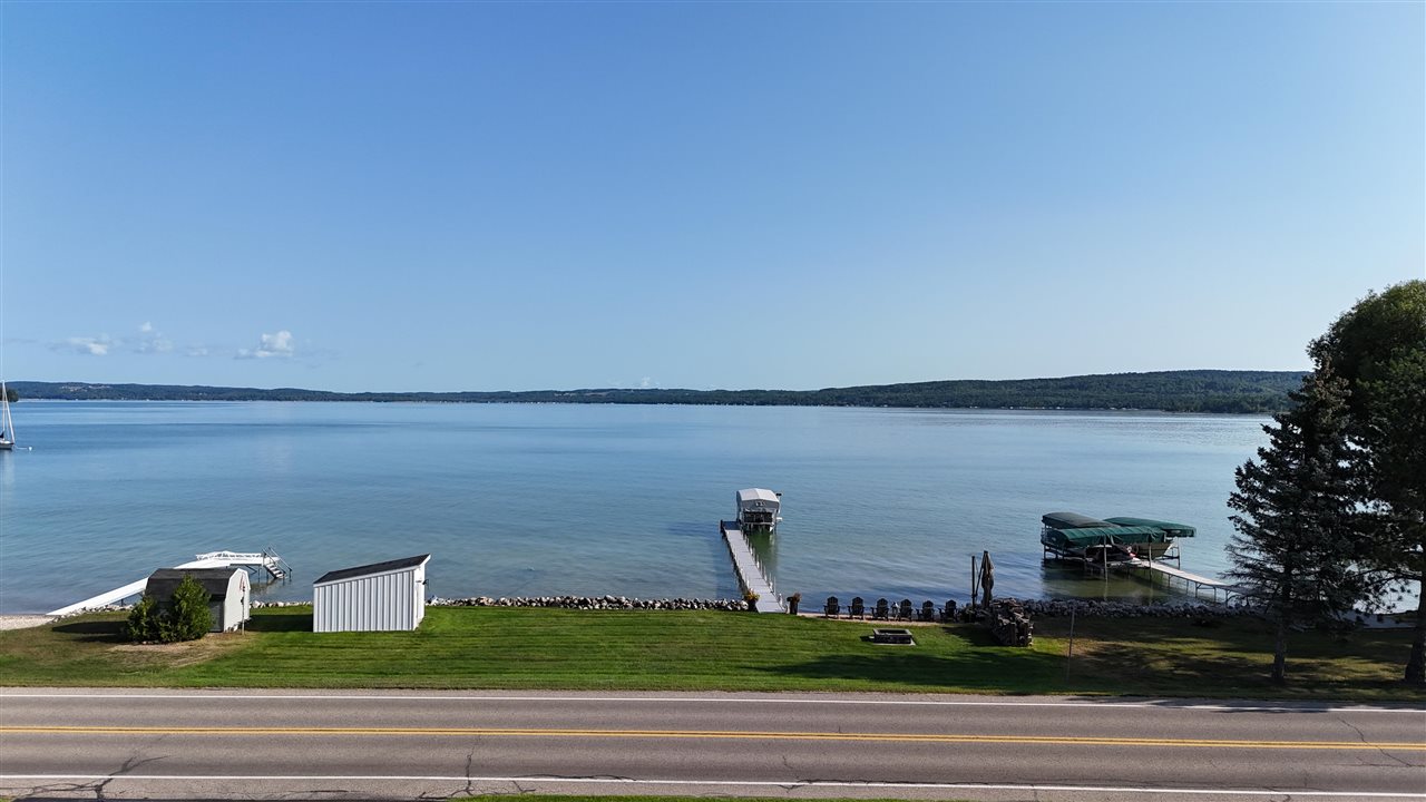 4906 Lakeshore Road Boyne City MI 49712