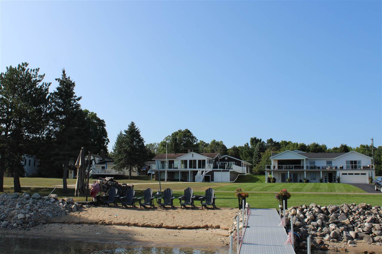 4906 Lakeshore Road Boyne City MI 49712