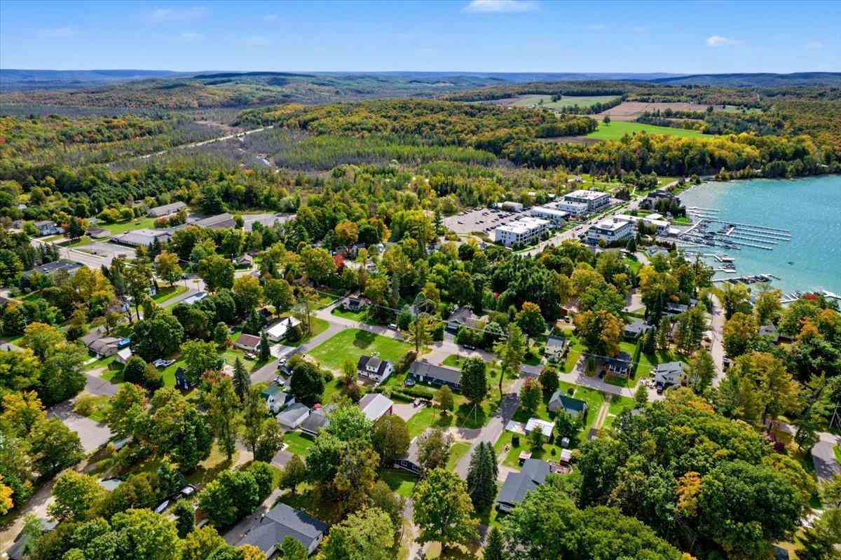 4292 Montague Street Walloon Lake MI 49796