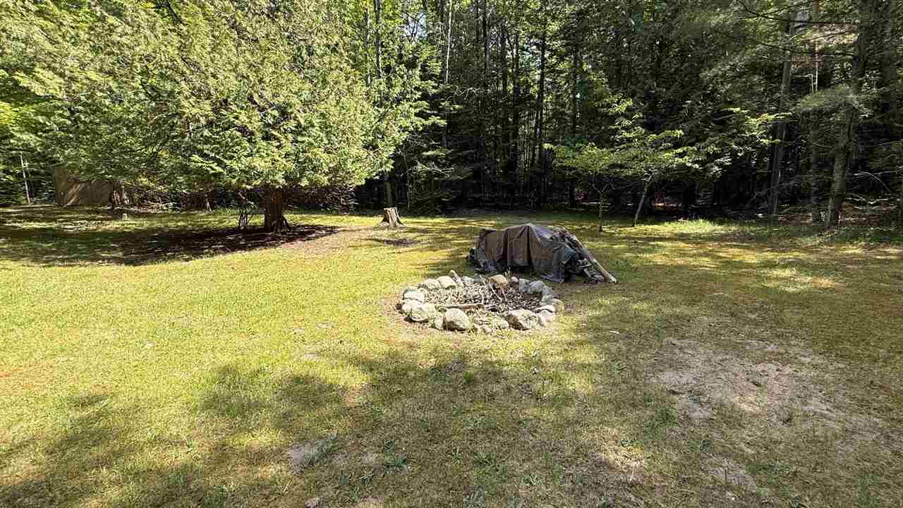 12851 Manitou Trail Kewadin MI 49648