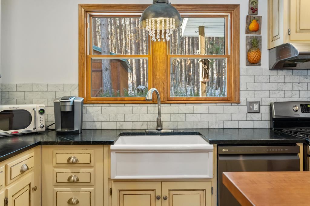 3225 Fall Park Road Boyne City MI 49712