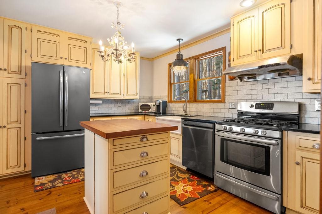 3225 Fall Park Road Boyne City MI 49712