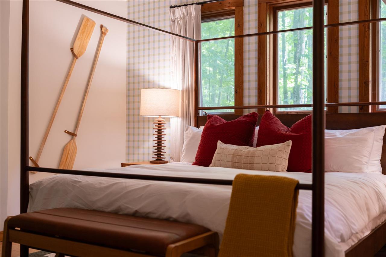 5811 East Village Drive Bellaire MI 49615