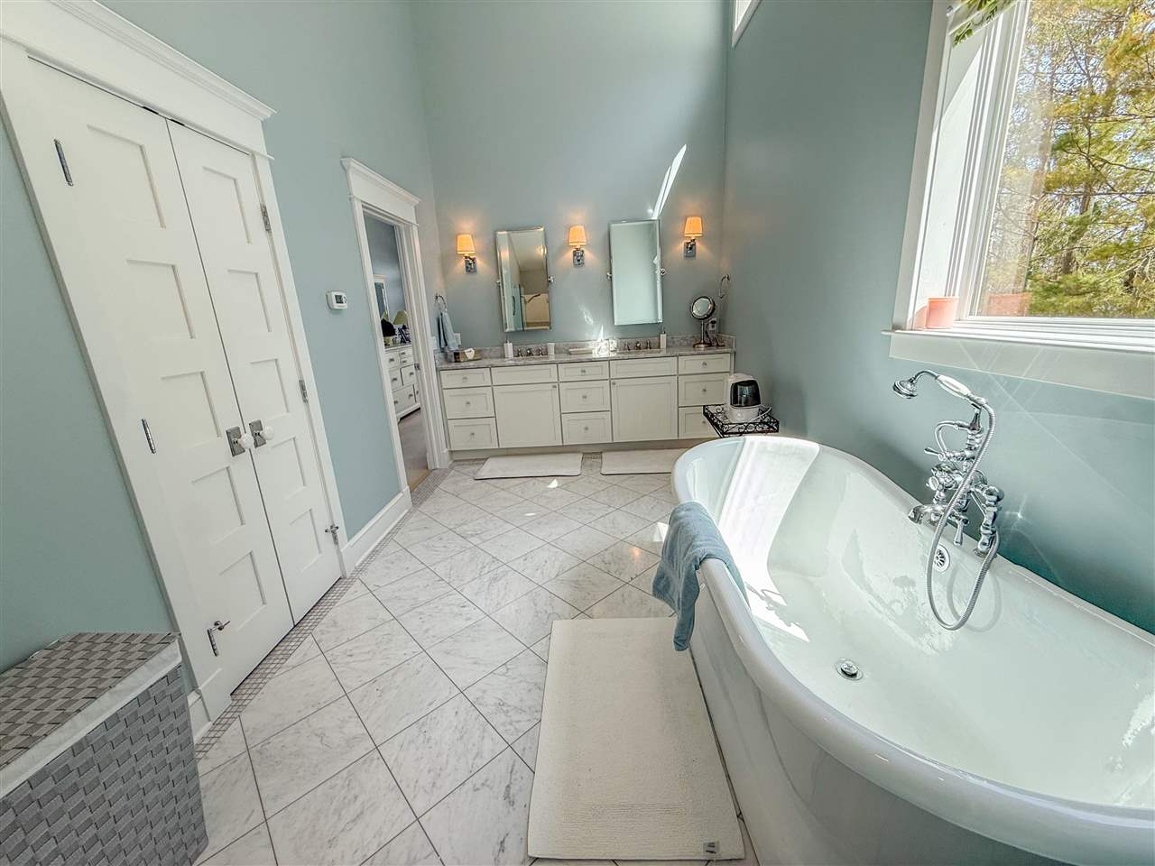 6714 N Preserve Drive Bay Harbor MI 49770